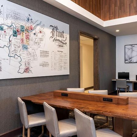 Hyatt Place Flint/Grand Blanc Экстерьер фото