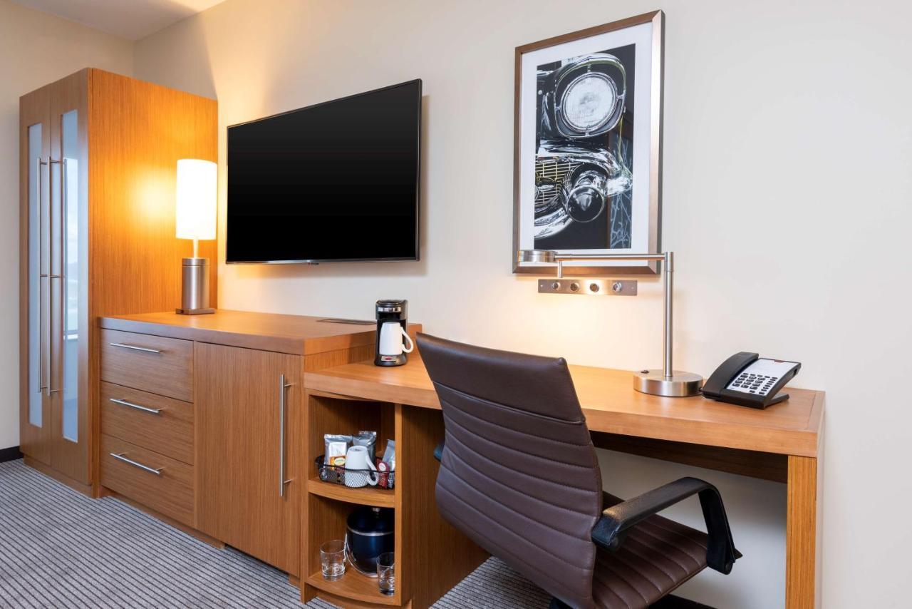 Hyatt Place Flint/Grand Blanc Экстерьер фото