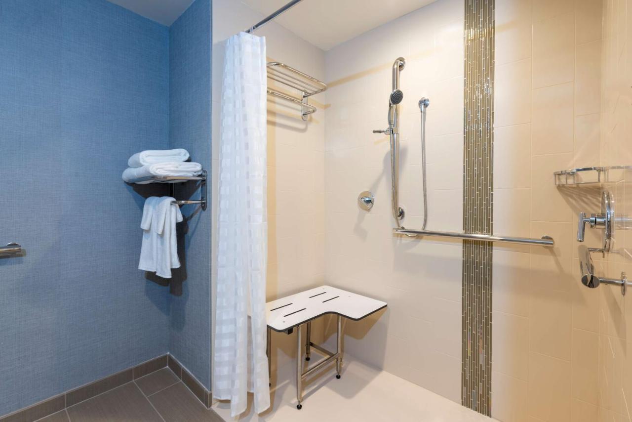 Hyatt Place Flint/Grand Blanc Экстерьер фото