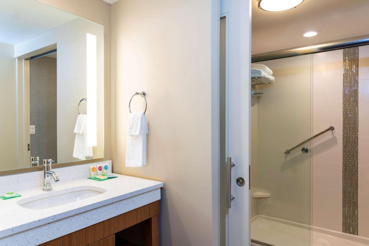 Hyatt Place Flint/Grand Blanc Экстерьер фото