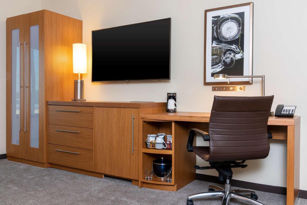 Hyatt Place Flint/Grand Blanc Экстерьер фото
