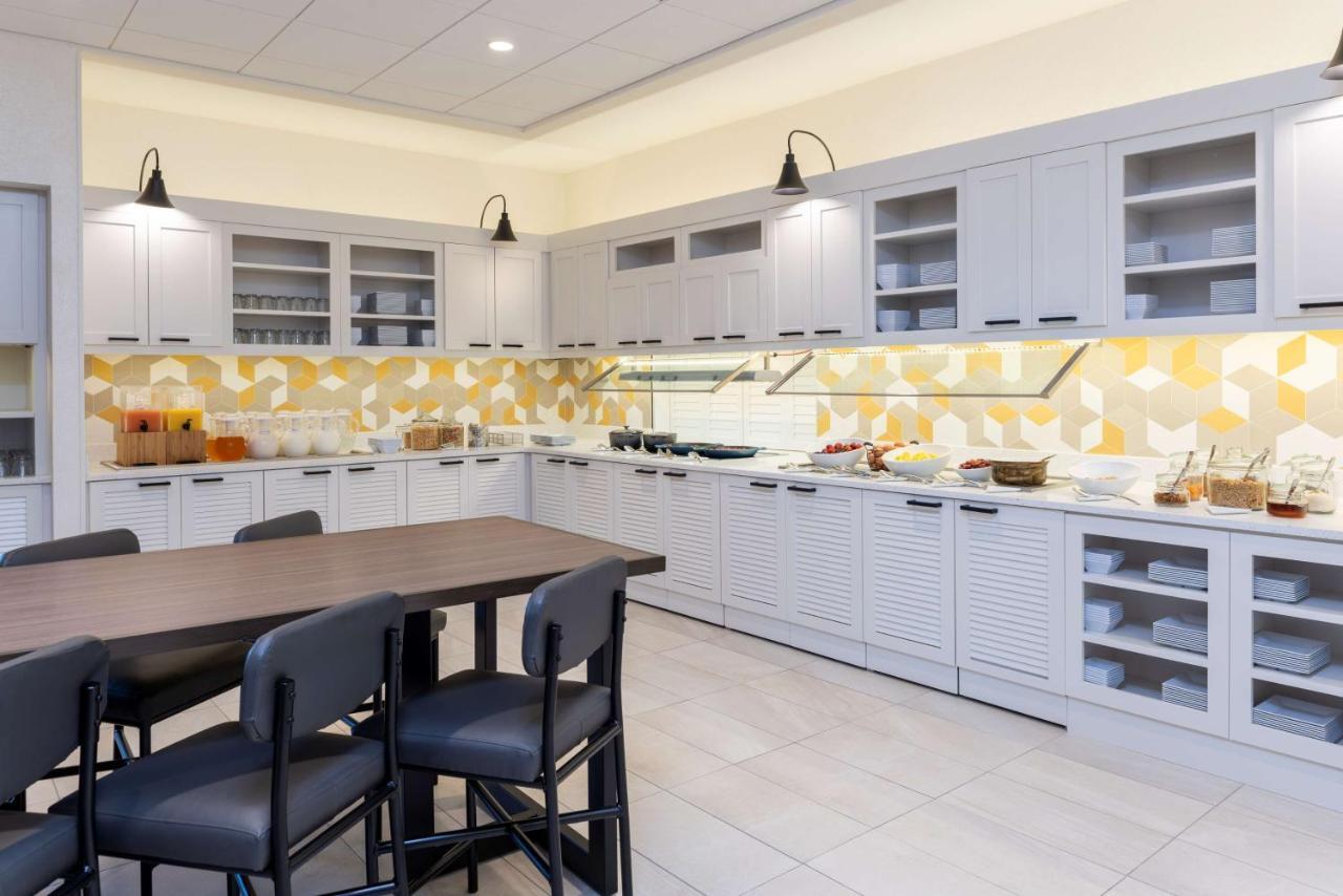 Hyatt Place Flint/Grand Blanc Экстерьер фото