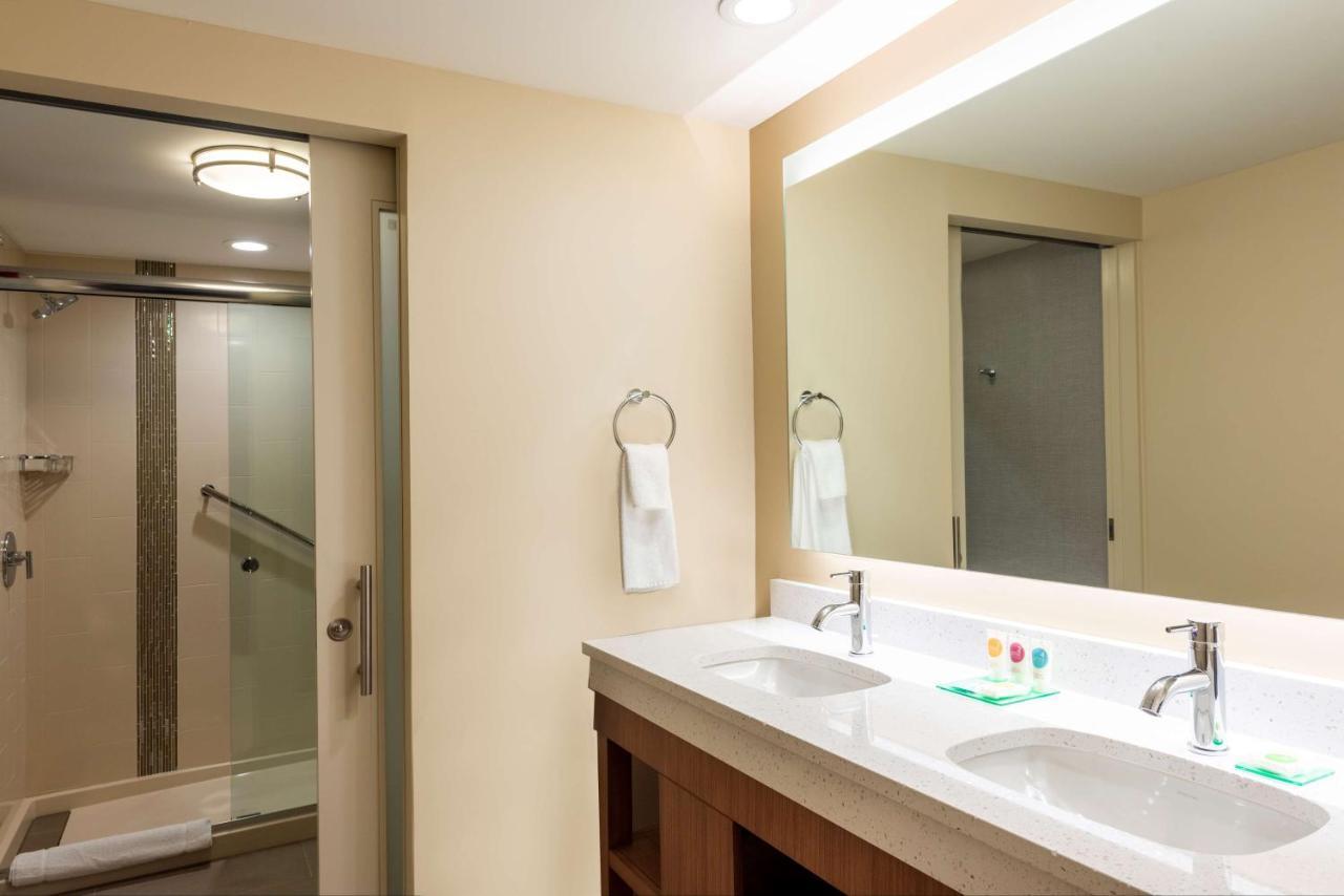 Hyatt Place Flint/Grand Blanc Экстерьер фото
